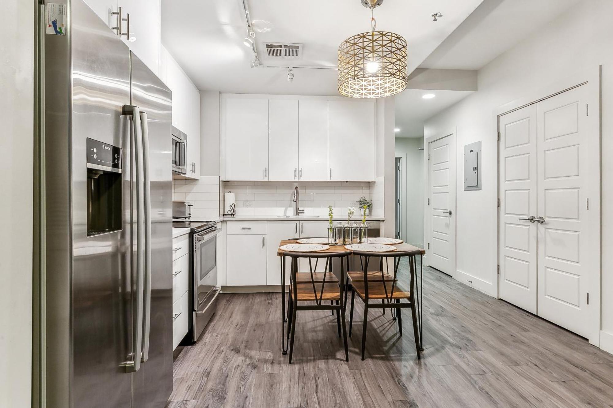 Upscale Condos And Penthouses Close To Canal And Bourbon St New Orleans Ngoại thất bức ảnh