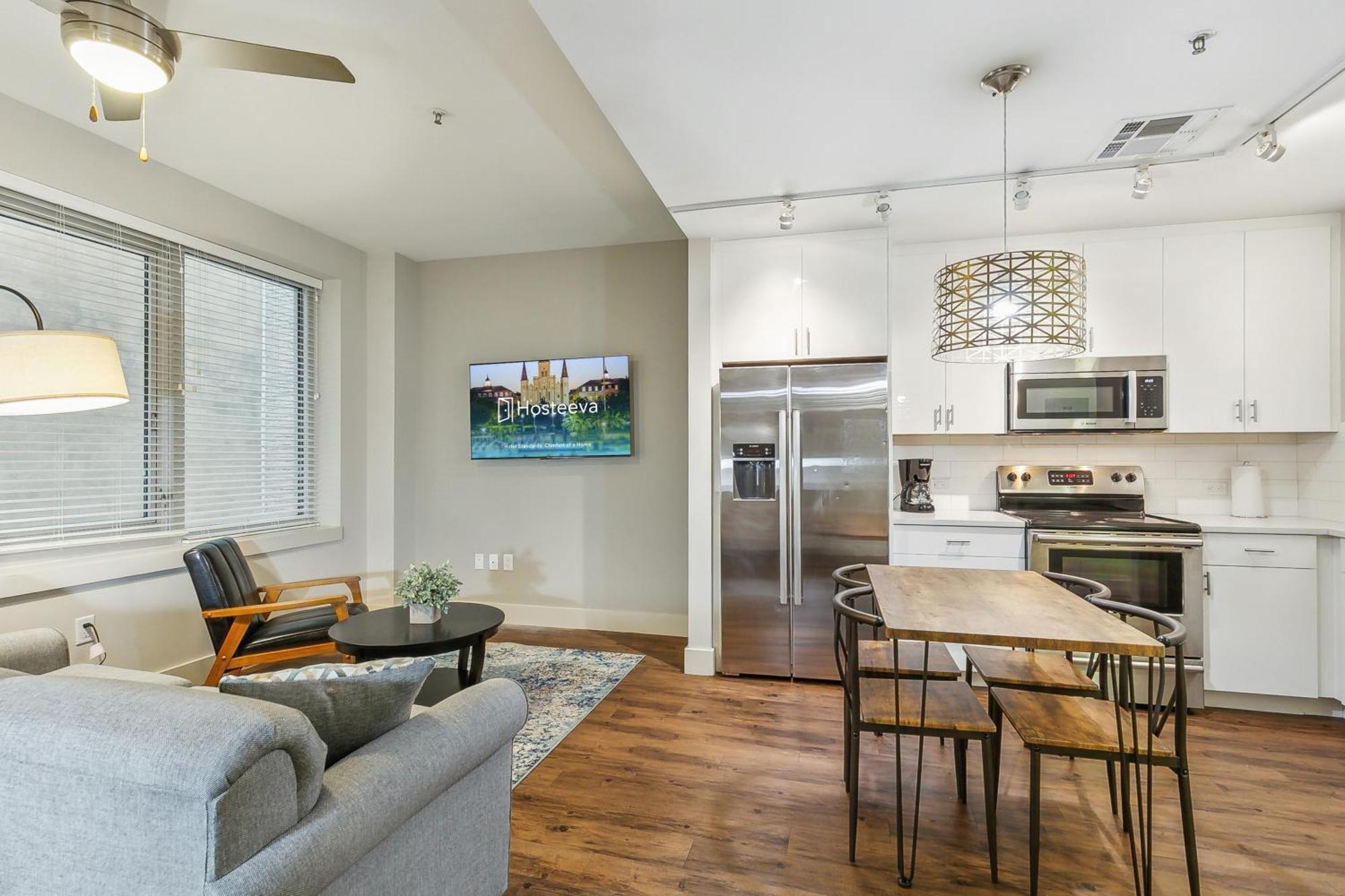 Upscale Condos And Penthouses Close To Canal And Bourbon St New Orleans Ngoại thất bức ảnh