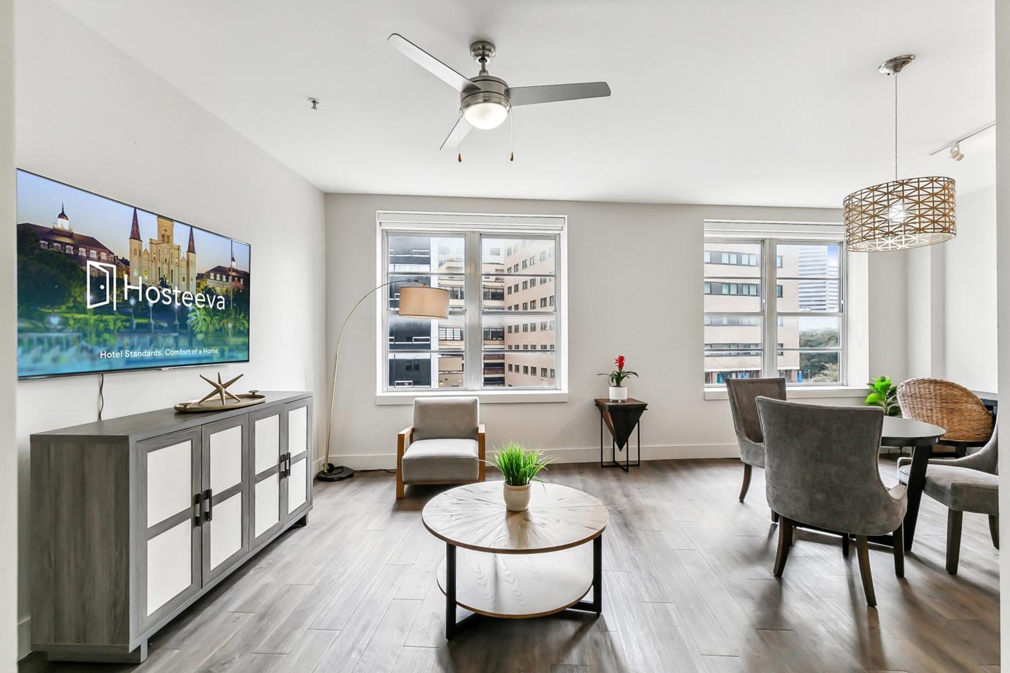 Upscale Condos And Penthouses Close To Canal And Bourbon St New Orleans Ngoại thất bức ảnh