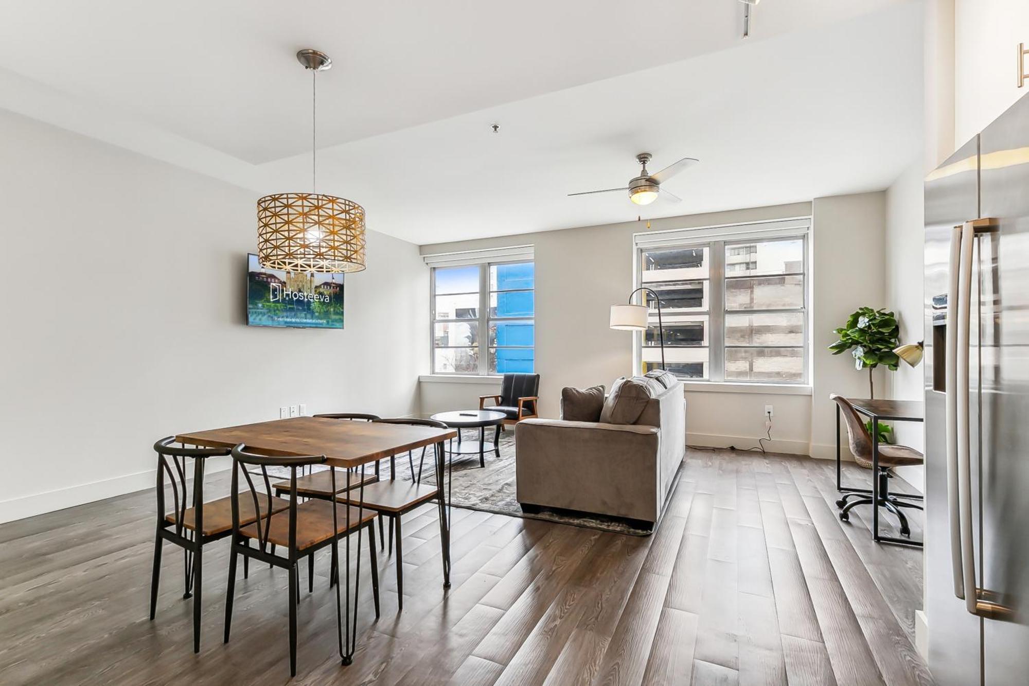 Upscale Condos And Penthouses Close To Canal And Bourbon St New Orleans Ngoại thất bức ảnh
