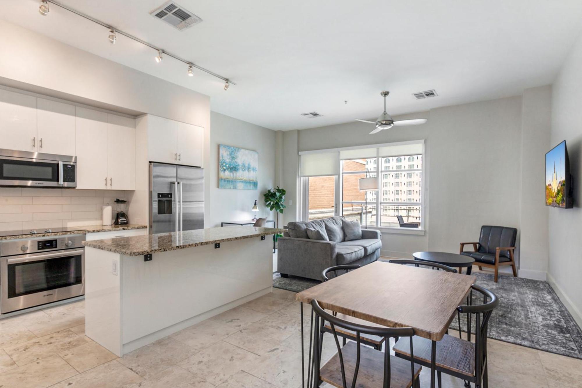 Upscale Condos And Penthouses Close To Canal And Bourbon St New Orleans Ngoại thất bức ảnh
