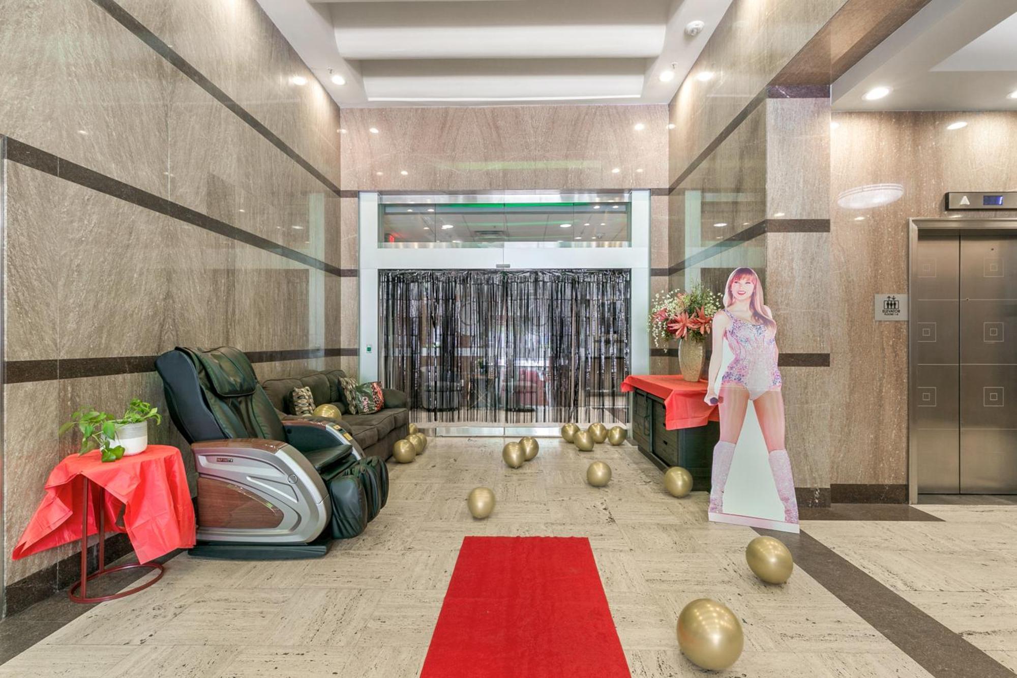 Upscale Condos And Penthouses Close To Canal And Bourbon St New Orleans Ngoại thất bức ảnh