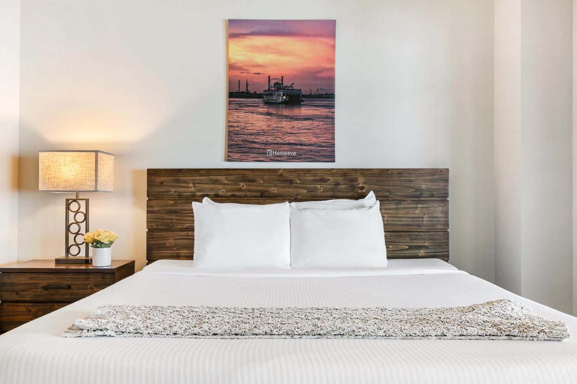 Upscale Condos And Penthouses Close To Canal And Bourbon St New Orleans Ngoại thất bức ảnh